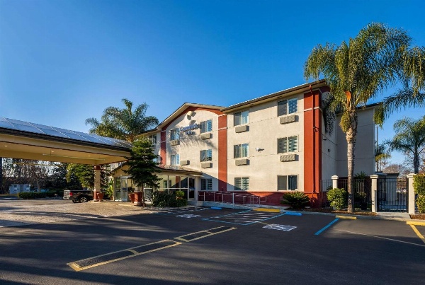 Comfort Inn Gilroy image 1