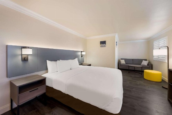 Comfort Inn Gilroy image 26